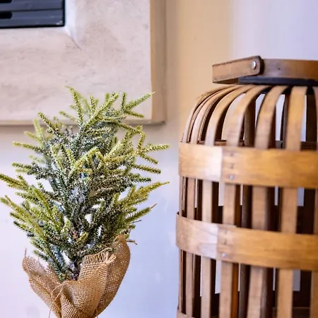 شقة 9, St John Park